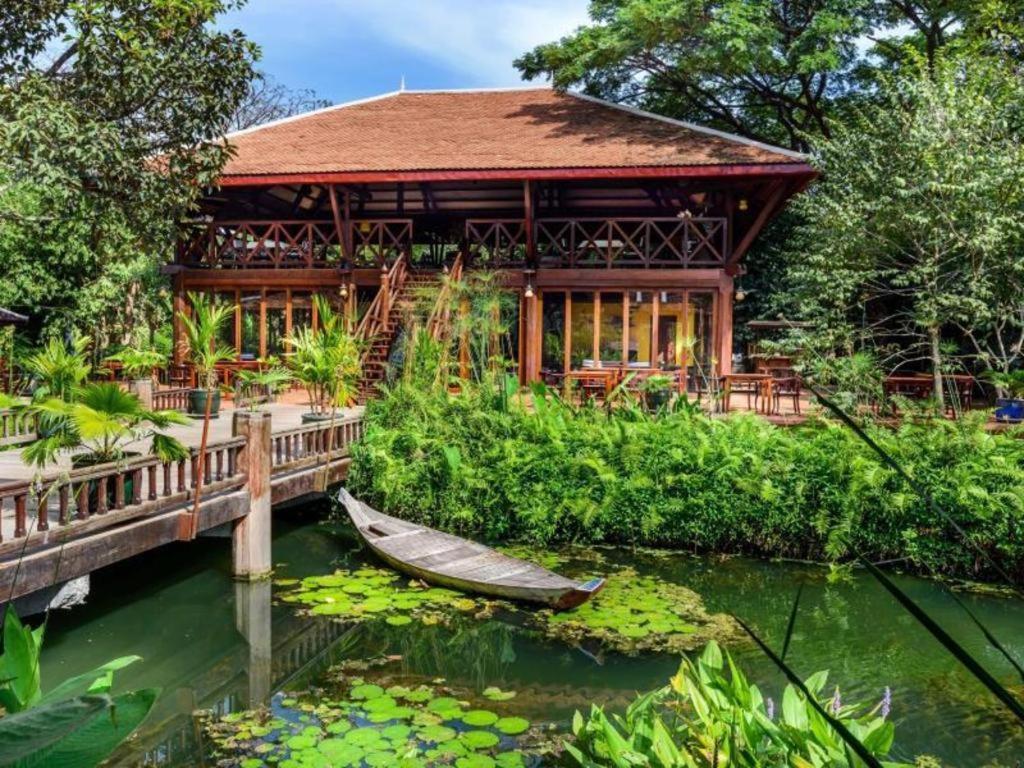 Angkor Village Resort & Spa Siem Reap Exterior foto