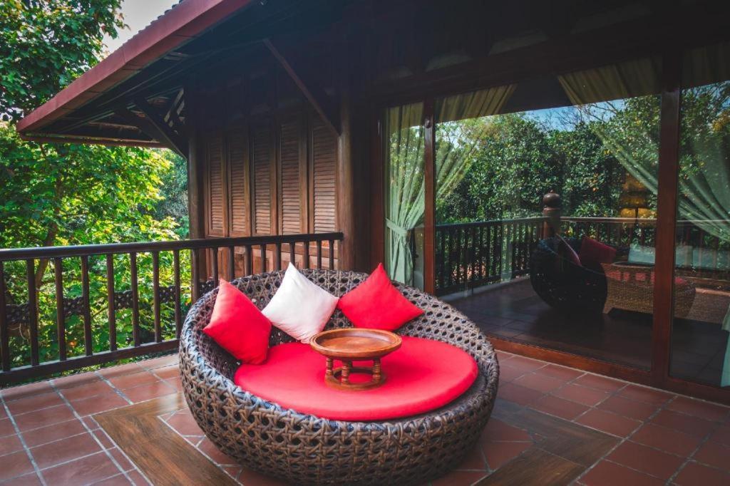 Angkor Village Resort & Spa Siem Reap Exterior foto