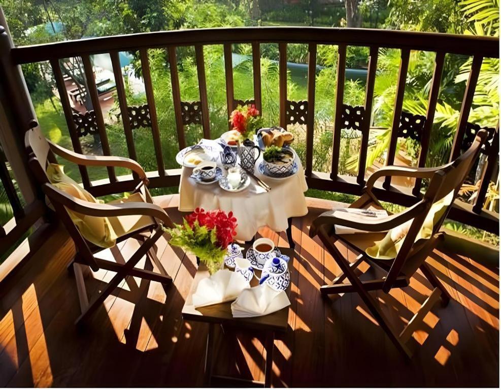 Angkor Village Resort & Spa Siem Reap Exterior foto
